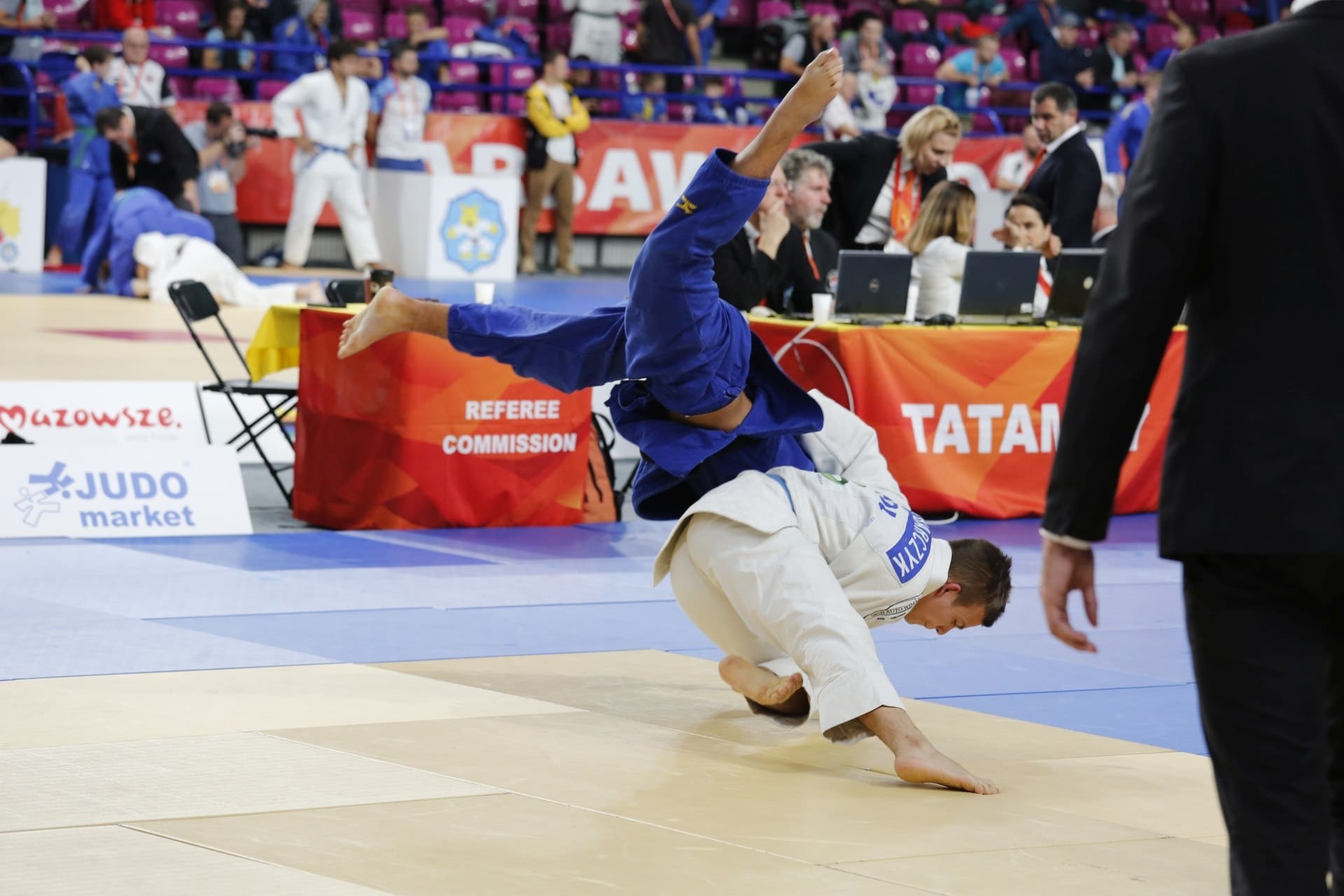 71568631_2756823627663665_6491882439869202432_o